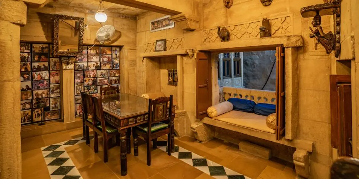 common-area-of-hotel-inside-jaisalmer-fort