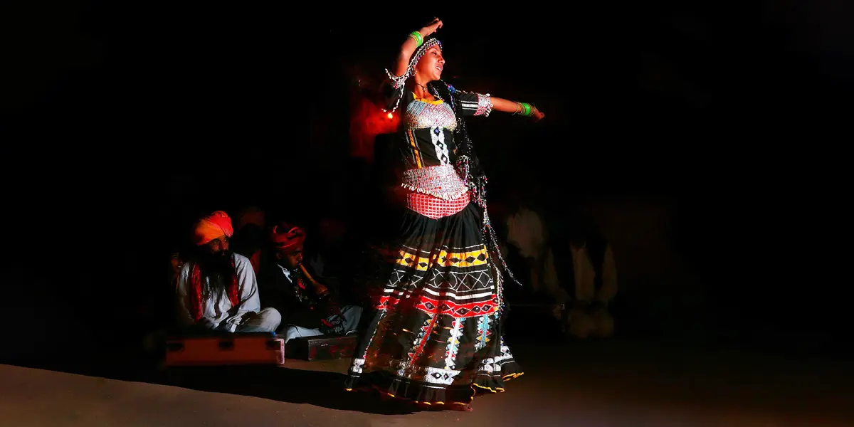 rajasthani-folk-dance-jaisalmer